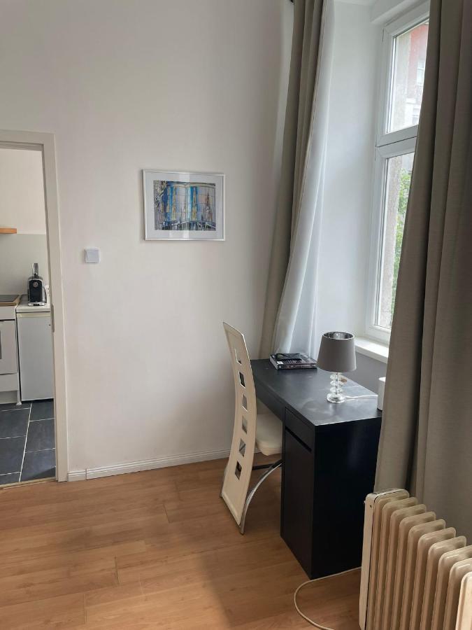 Small Apartment Near The Center ウィーン エクステリア 写真